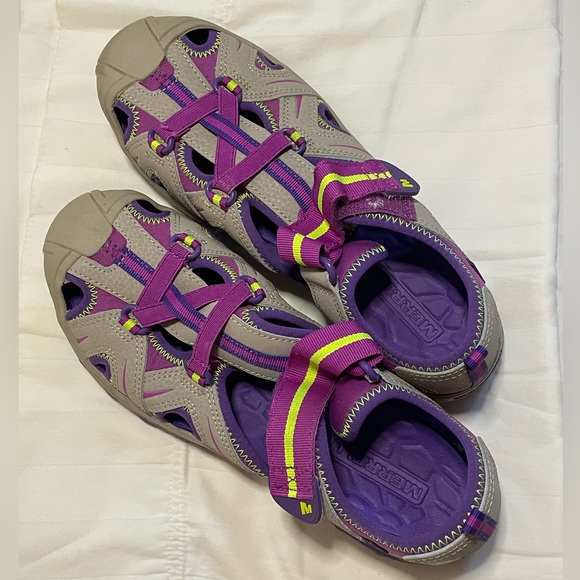 Merrell Other - New Merrell Hydro Big Kids Size 6 Color Tan/Purple Leather